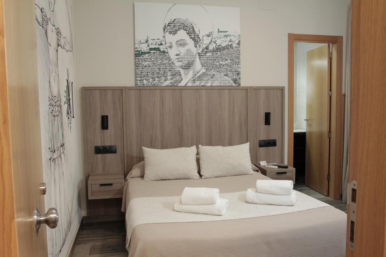 Hospedium Dlj Hostal Tematico Desde La Juderia Arjona ภายนอก รูปภาพ